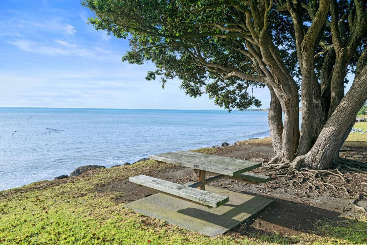 Ekhaya - New Plymouth Holiday Home Exteriör bild